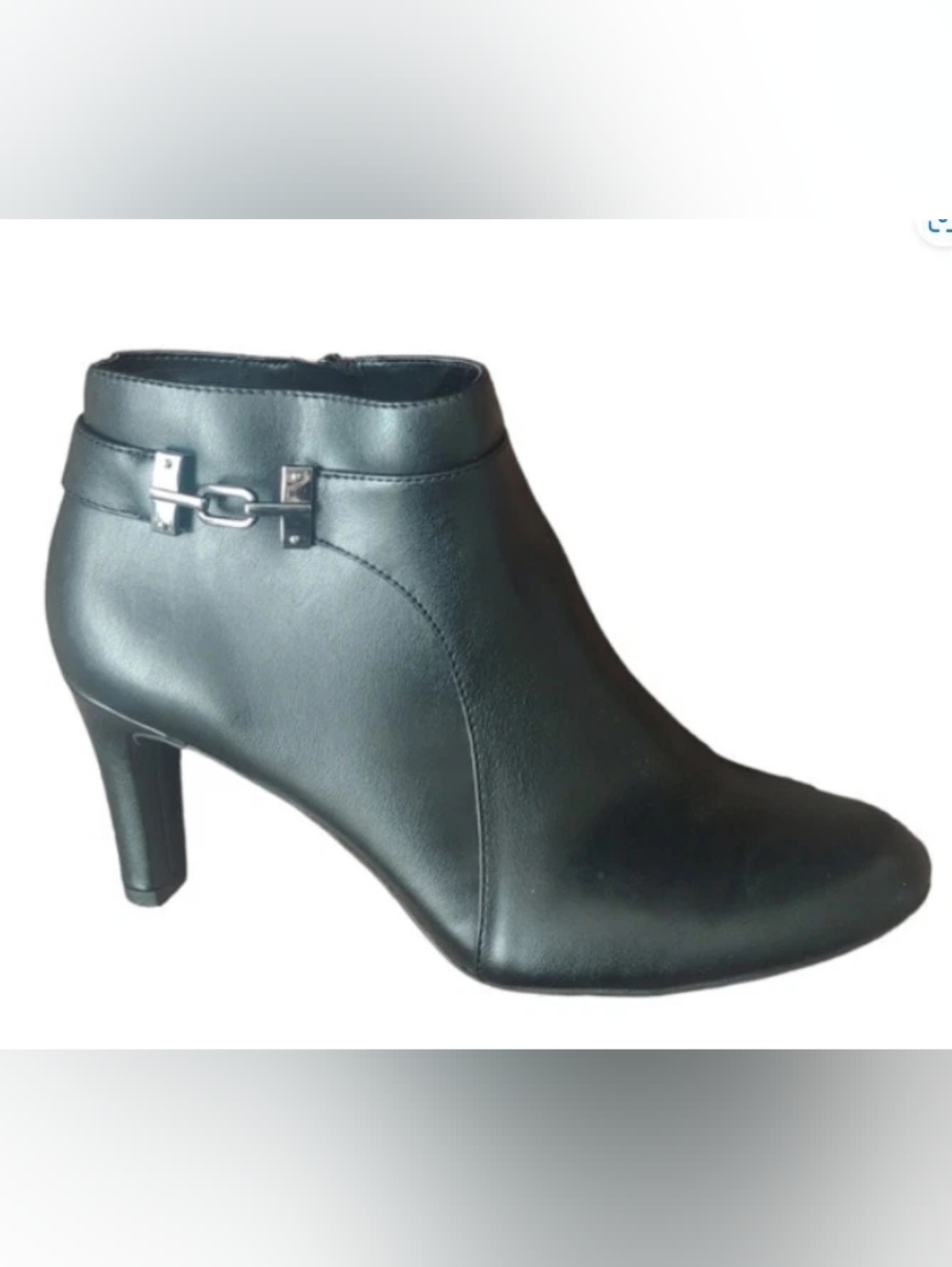 BANDOLINO black leather heel boots Brand New